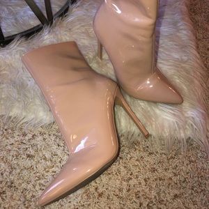 Steve Madden Wagner Boots